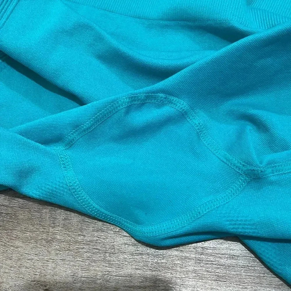 Gymshark - Energy Seamless Leggings - Teal - S/M - Gently Used!! - Picture 7 of 9